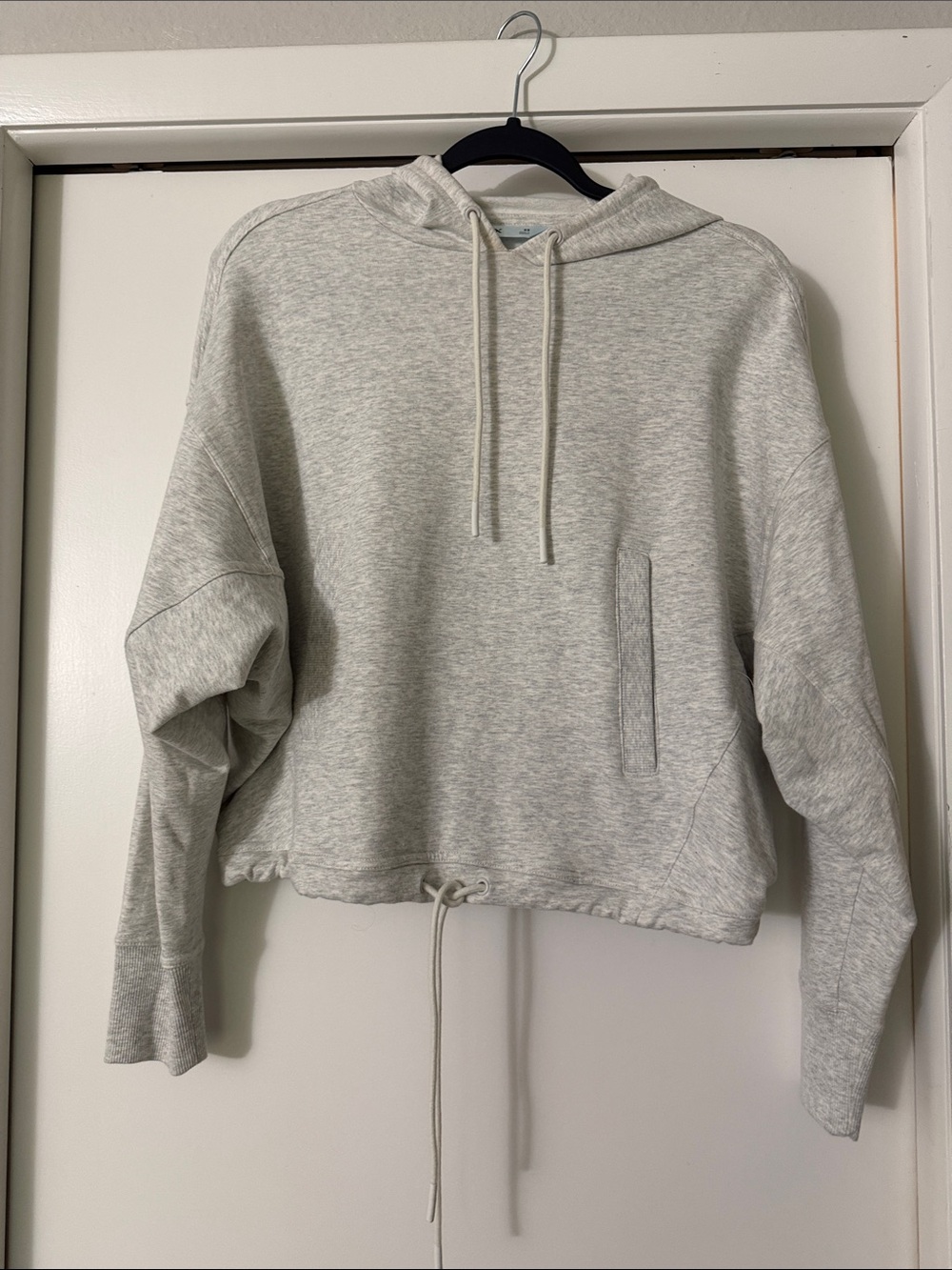 NWOT Cropped Light Gray Hoodie Sweatshirt - Women's Casual Pullover